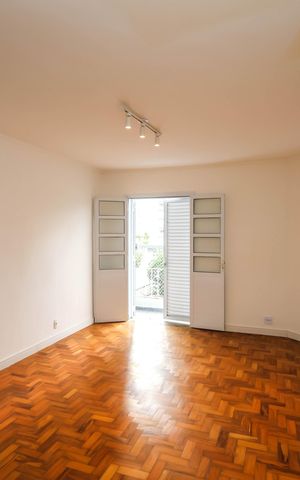 Apartamento à venda com 93m², 2 quartos e sem vagaSala