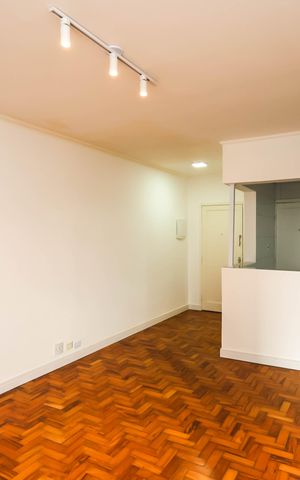 Apartamento à venda com 93m², 2 quartos e sem vagaSala