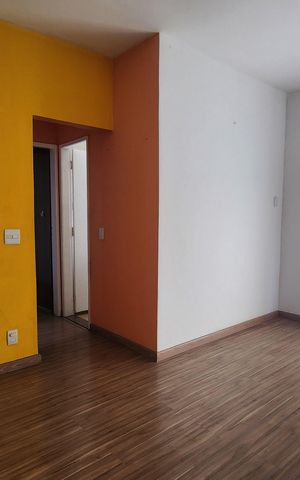 Apartamento à venda com 55m², 2 quartos e 1 vaga Apartamento à venda com 55m², 2 quartos e 1 vagaSala
