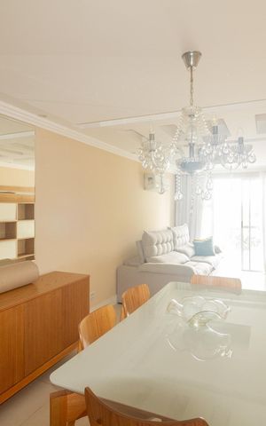 Apartamento à venda com 92m², 3 quartos e 1 vaga Apartamento à venda com 92m², 3 quartos e 1 vagaSala