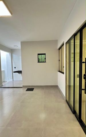 Casa à venda com 110m², 3 quartos e 2 vagasSala