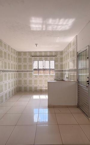 Casa para alugar com 60m², 2 quartos e 1 vagaCozinha