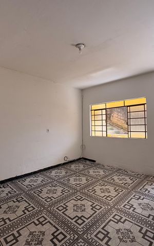 Casa para alugar com 60m², 2 quartos e 1 vagaSala