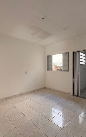 Casa para alugar com 60m², 2 quartos e 1 vagaSuite