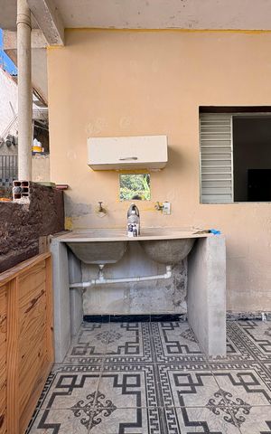 Casa para alugar com 60m², 2 quartos e 1 vagaLavanderia