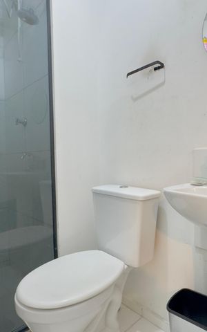Apartamento à venda com 37m², 2 quartos e 1 vaga Apartamento à venda com 37m², 2 quartos e 1 vagaBanheiro