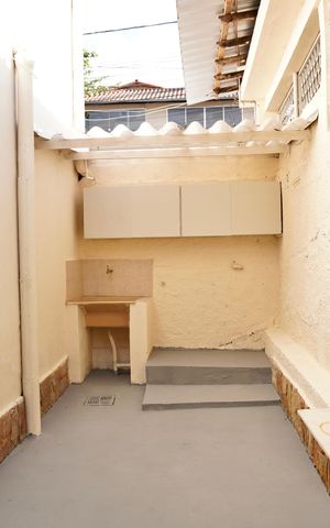 Casa para alugar com 87m², 2 quartos e sem vagaÁrea de Serviço