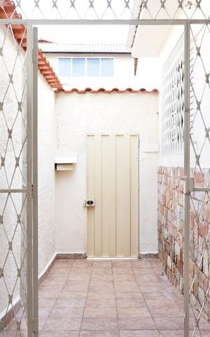Casa para alugar com 87m², 2 quartos e sem vagaVaranda 