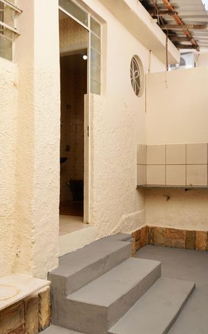 Casa para alugar com 87m², 2 quartos e sem vagaÁrea de Serviço