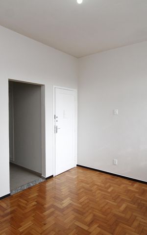 Apartamento para alugar com 110m², 3 quartos e 1 vagaSala