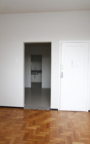 Apartamento para alugar com 110m², 3 quartos e 1 vagaSala