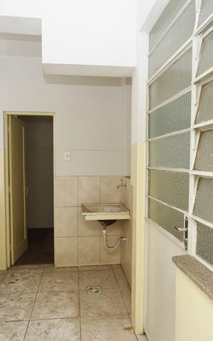 Apartamento à venda com 110m², 3 quartos e 1 vagaÁrea de Serviço