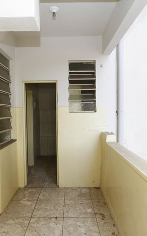 Apartamento à venda com 110m², 3 quartos e 1 vagaÁrea de Serviço
