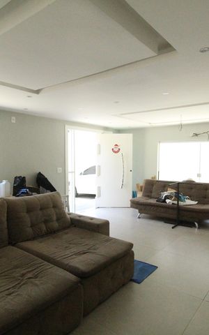 Casa de condomínio à venda com 320m², 4 quartos e 3 vagasSala