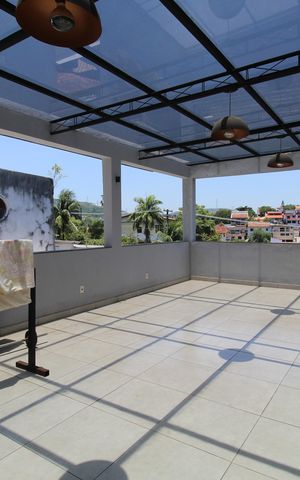 Casa de condomínio à venda com 320m², 4 quartos e 3 vagasTerraço