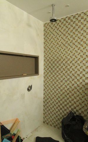 Casa de condomínio à venda com 320m², 4 quartos e 3 vagasBanheiro da suíte 1