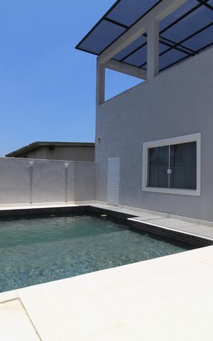 Casa de condomínio à venda com 320m², 4 quartos e 3 vagasQuintal