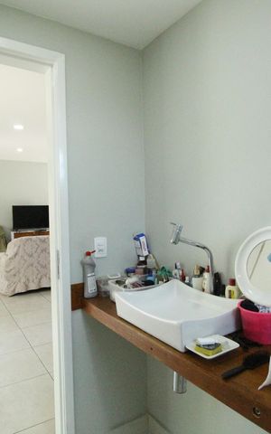 Casa de condomínio à venda com 320m², 4 quartos e 3 vagasTerraço