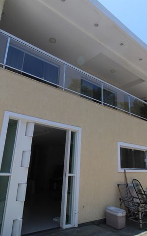 Casa de condomínio à venda com 320m², 4 quartos e 3 vagasFrente da casa
