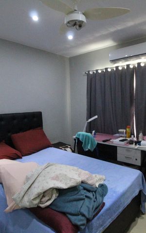 Casa de condomínio à venda com 320m², 4 quartos e 3 vagasQuarto