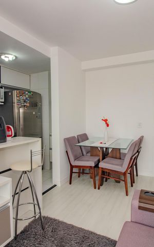 Apartamento à venda com 52m², 2 quartos e 1 vaga Apartamento à venda com 52m², 2 quartos e 1 vagaSala