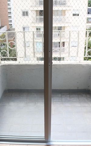 Apartamento para alugar com 70m², 2 quartos e 1 vagaVaranda