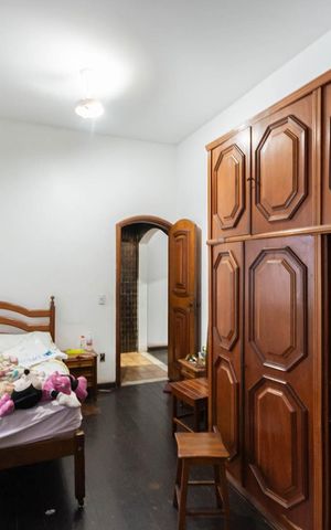 Casa para alugar com 300m², 3 quartos e 2 vagasQuarto 1