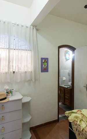 Casa para alugar com 300m², 3 quartos e 2 vagasSuíte