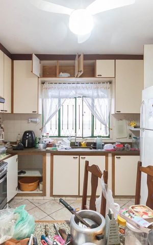 Casa para alugar com 300m², 3 quartos e 2 vagasCozinha