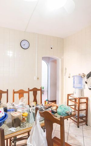 Casa para alugar com 300m², 3 quartos e 2 vagasCozinha
