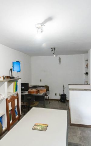 Casa para alugar com 300m², 3 quartos e 2 vagasEscritório