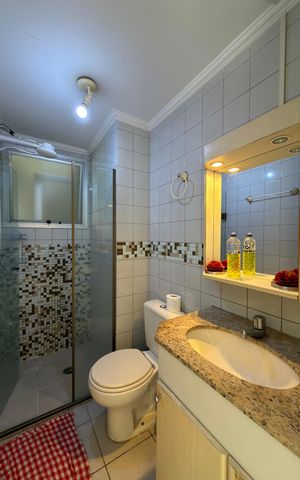 Apartamento à venda com 65m², 3 quartos e 2 vagas Apartamento à venda com 65m², 3 quartos e 2 vagasBanheiro Social