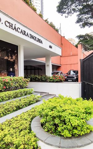 Apartamento à venda com 148m², 4 quartos e 2 vagas Apartamento à venda com 148m², 4 quartos e 2 vagasEntrada