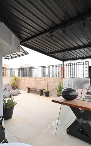 Apartamento à venda com 148m², 4 quartos e 2 vagas Apartamento à venda com 148m², 4 quartos e 2 vagasTerraço