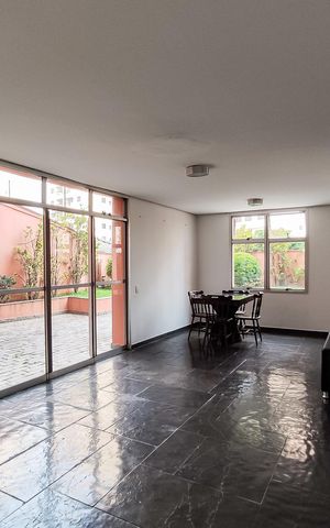 Apartamento à venda com 148m², 4 quartos e 2 vagas Apartamento à venda com 148m², 4 quartos e 2 vagasSalão de Festas