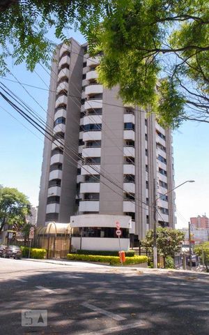 Apartamento à venda com 135m², 3 quartos e 2 vagas Apartamento à venda com 135m², 3 quartos e 2 vagasFachada