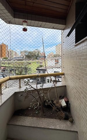 Apartamento à venda com 135m², 3 quartos e 2 vagas Apartamento à venda com 135m², 3 quartos e 2 vagasSacada - Quarto 3