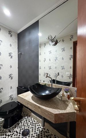 Apartamento à venda com 135m², 3 quartos e 2 vagas Apartamento à venda com 135m², 3 quartos e 2 vagasLavabo