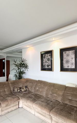 Apartamento à venda com 135m², 3 quartos e 2 vagas Apartamento à venda com 135m², 3 quartos e 2 vagasSala