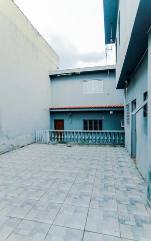 Casa à venda com 250m², 5 quartos e 3 vagasQuintal