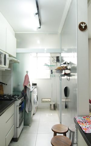 Apartamento para alugar com 52m², 2 quartos e 1 vaga Apartamento para alugar com 52m², 2 quartos e 1 vagaCozinha e Área de Serviço