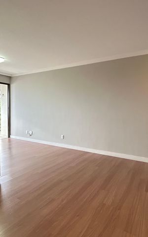 Apartamento para alugar com 131m², 3 quartos e 1 vaga Apartamento para alugar com 131m², 3 quartos e 1 vagaSala