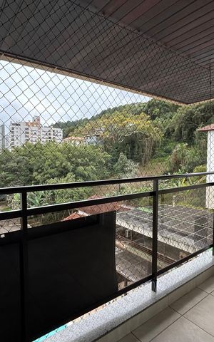 Apartamento para alugar com 131m², 3 quartos e 1 vaga Apartamento para alugar com 131m², 3 quartos e 1 vagaVaranda
