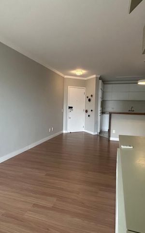 Apartamento para alugar com 131m², 3 quartos e 1 vaga Apartamento para alugar com 131m², 3 quartos e 1 vagaSala