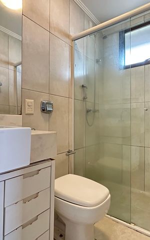 Apartamento para alugar com 131m², 3 quartos e 1 vaga Apartamento para alugar com 131m², 3 quartos e 1 vagaBanheiro suíte