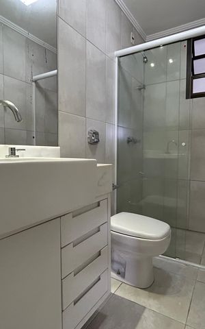 Apartamento para alugar com 131m², 3 quartos e 1 vaga Apartamento para alugar com 131m², 3 quartos e 1 vagaBanheiro Social