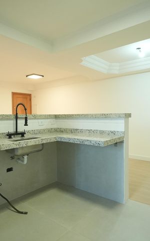 Apartamento à venda com 97m², 3 quartos e 2 vagasCozinha