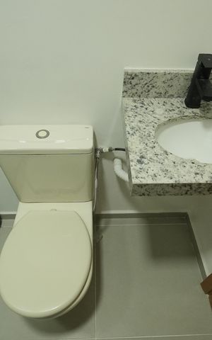 Apartamento à venda com 97m², 3 quartos e 2 vagasBanheiro da Suite 2