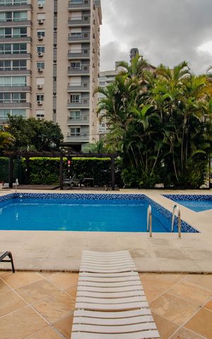 Apartamento à venda com 102m², 3 quartos e 1 vagaÁrea comum - Piscina