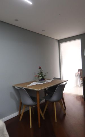 Casa à venda com 200m², 4 quartos e 2 vagasSala